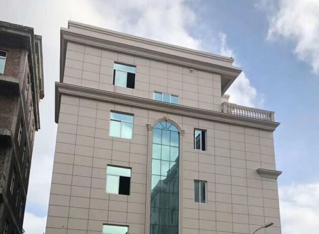 西安真石漆外墻包工包料多少錢一平方?2020價(jià)格